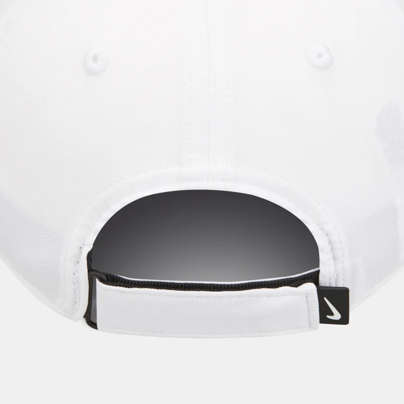 نايكي دراي-فت كلوب قبعة ستراكتشرد سووش